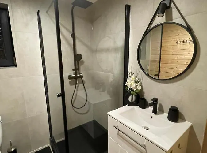 Cztery Czaple - Caloroczne Wczasowe Na Kaszubach Stare Czaple