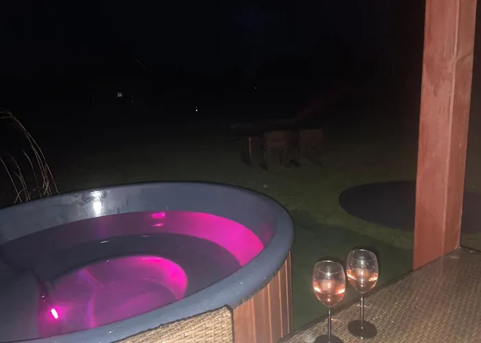 Cztery Czaple - Caloroczne Wczasowe Na Kaszubach Prázdninový dům